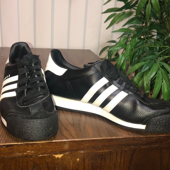 Mens Samoa Adidas Shoes - Picture 2 of 7